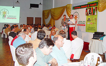 The presentation of the 2nd Copa Sul de Futsal (Photo courtesy John Deere Futsal)