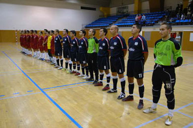 Both teams before the match (Photo courtesy: Xavier Burgos - Granvalira Encamp)