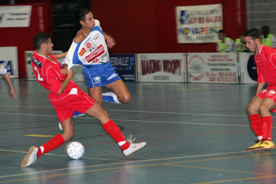 Junkies Frameries vs Hasselt (Photo courtesy: Benot Bouchez - Futsal Echo)