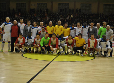 FC Besa (Kosovo) vs Spartans (England): what a great day of futsal in Peja! (Photo courtesy: Spartans FC)