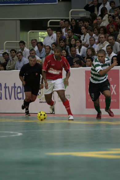 The match winner Ivan followed by the former Genzano Paulinho (Photo courtesy: Joo Paulo Gomes and XCapital)