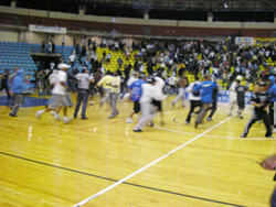 The fight in So Paulo (Photo courtesy: Jornal Do Futsal)