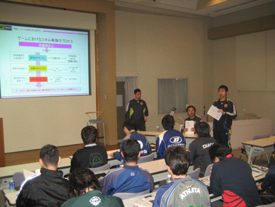 Mr.SHIBANUMA(left), Mr. KURAUCHI (middle sitting) and head-instructor Mr.NAKAMURA (right) (Photo courtesy: Fatih Kale)