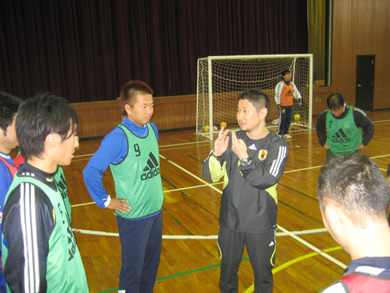 Mr.SHIBANUMA during practice session (Photo courtesy: Fatih Kale)
