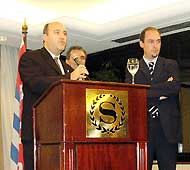Enrique Romero (AUF and CONMEBOL) with Jaime Yarza (FIFA) (Photo courtesy: AUF)