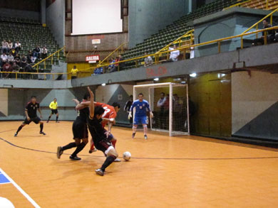 Costa Rica vs Mexico (Photo courtesy: Carlos Quiros)