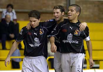 Eli, Juanra and Andr celebrating for Caja Segovia (Photo courtesy LNFS)
