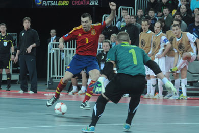 Who will win? Lozano or Mohoric? (Photo Futsalplanet.com)