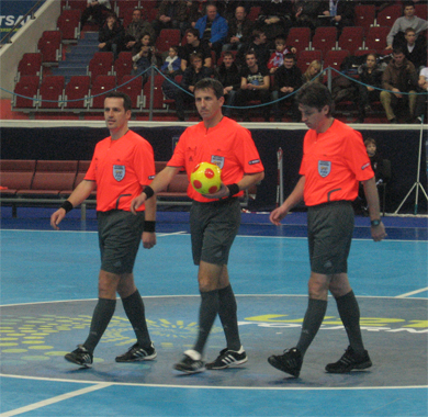 Referees are basic for futsal (Photo courtesy: UEFA)