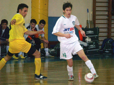 Minotavros vs Athina '90 (Photo courtesy: Costas Chryssafis)