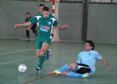 Lefteris Kouvaras in tackle vs Dimitris Katsos (Photo courtesy: Costas Chryssafis)