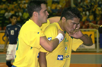 Falcao and Indio celebrating the victory (Photo courtesy: Joo Neto)