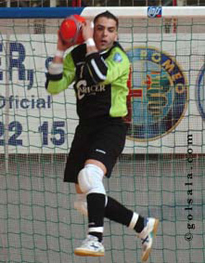 Jesús, winner of the UMBRO Futsal Awards 2007 - Best Young (Under 21) Player of the World 2007 category! (Photo courtesy: Enrique Serrano - Golsala)