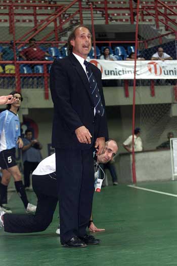 One of the Uruguayan coach, Jorge Ser (Photo courtesy: LC Moreira)