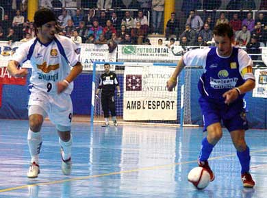 Chelete (Benicarl) vs Tiago (Marfil) (Photo courtesy: LNFS)