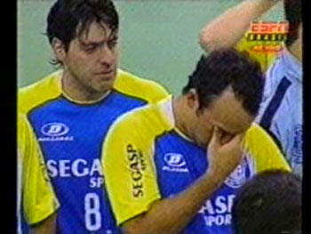 Coxa disappointed after the third final (Photo courtesy: www.futsal.com.br)