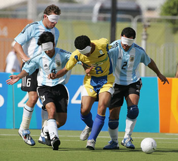Severino Silva vs Lucas Rodriguez and Oscar Moreno (Photo courtesy: www.athens2004.com)