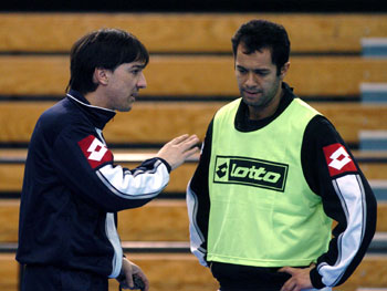 Imanol Arregui and Dè are preparing the match (Photo courtesy: LNFS)