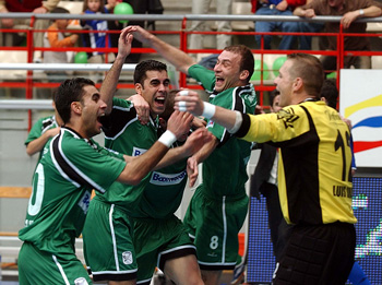 Boomerang celebrating Group A victory (Photo courtesy: Enrique Serrano - LNFS)