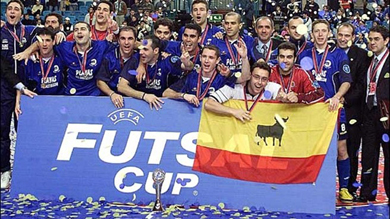 Playas de Castellon got the first ever UEFA Futsal Cup title in 2002 (Photo courtesy: UEFA.com)
