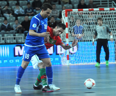 Robot Jadder vs Cardinal (Photo Futsalplanet.com)
