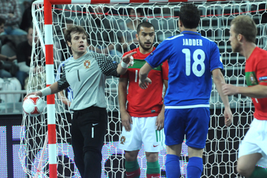 Joćo Benedito: where should I throw the ball? (Photo Futsalplanet.com)