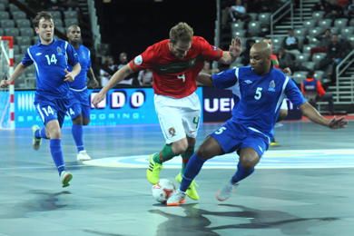 Pedro Cary vs Felipe (Photo Futsalplanet.com)
