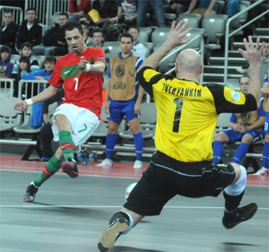 Will Cardinal score vs Tveryankin? (Photo Futsalplanet.com)