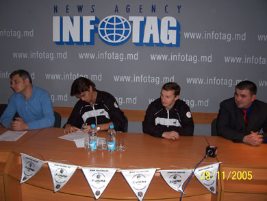 The topic moment: Rafael is becoming the first ever brazilian player of Moldovan league! (Photo courtesy: Toligma)