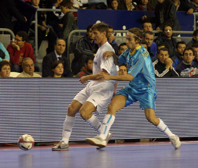 Jarni vs Dud (Photo courtesy: LNFS Aphoto Spain)