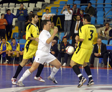 Osibov between Musti and Perquinho (Photo courtesy: LNFS Aphoto Spain)