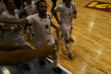 Futsal fans can, not only from Iran, just say thanks to Reza! (Photo courtesy: Mahdiar Ghaffari)