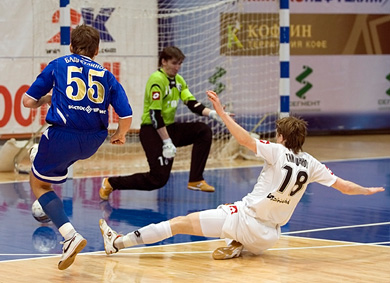 Badredtinov effort vs Zuev and Timoshenkov (Photo courtesy: Konstantin Molchanov)