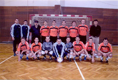 Slovak Champion 2004/2005: Slov Matic Fofo Bratislava! (Photo courtesy: Slov-Matic)