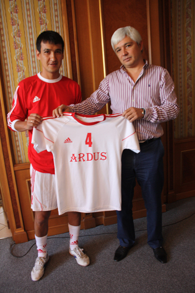 Shuhrat Tadzhibaev moved to Ardus (Photo courtesy: Konstantin Serikov)