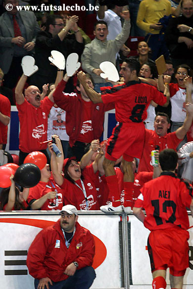 Lucio, new king of Charleroi! (Photo courtesy: Cedric Bouillon - Futsal Echo)