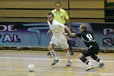 László Berkes vs the moldovan talent Sergiu Tacot (Photo courtesy: Miklos Biszkup)