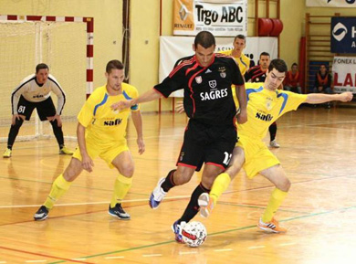 SL Benfica vs KMN Puntar (Photo courtesy: Sergey Lysenchuk)