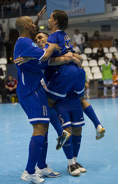Joan, Cirilo and Tatu: Dinamo's celebration speaks Portuguese (Photo courtesy: Konstantin Molchanov)
