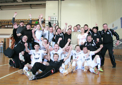 Viz-Sinara, Russian Futsal Champion 2008/2009! (Photo courtesy: Viz-Sinara Web Site)