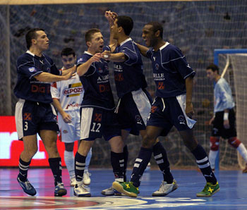 Giustozzi, Alemao and Yes celebrating the goal scorer Goda (Photo courtesy: LNFS)