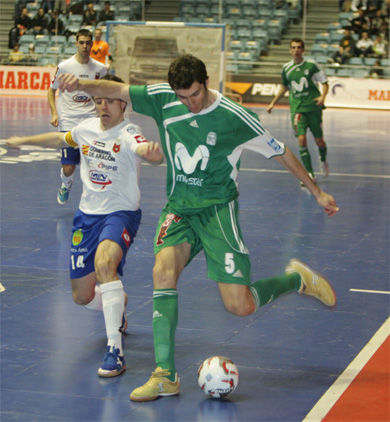 Juanra vs Marcos Latorre (Photo courtesy: Rubn de Pedro - LNFS)